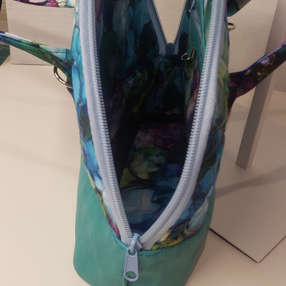 Handmade Mini Handbag - Picture 6 of 10